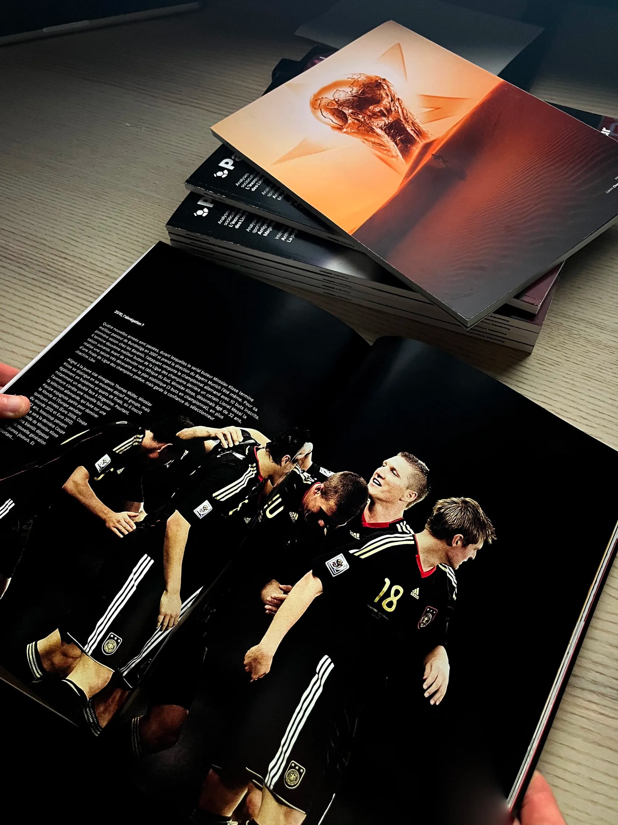 Création et direction artistique du magazine Panenka